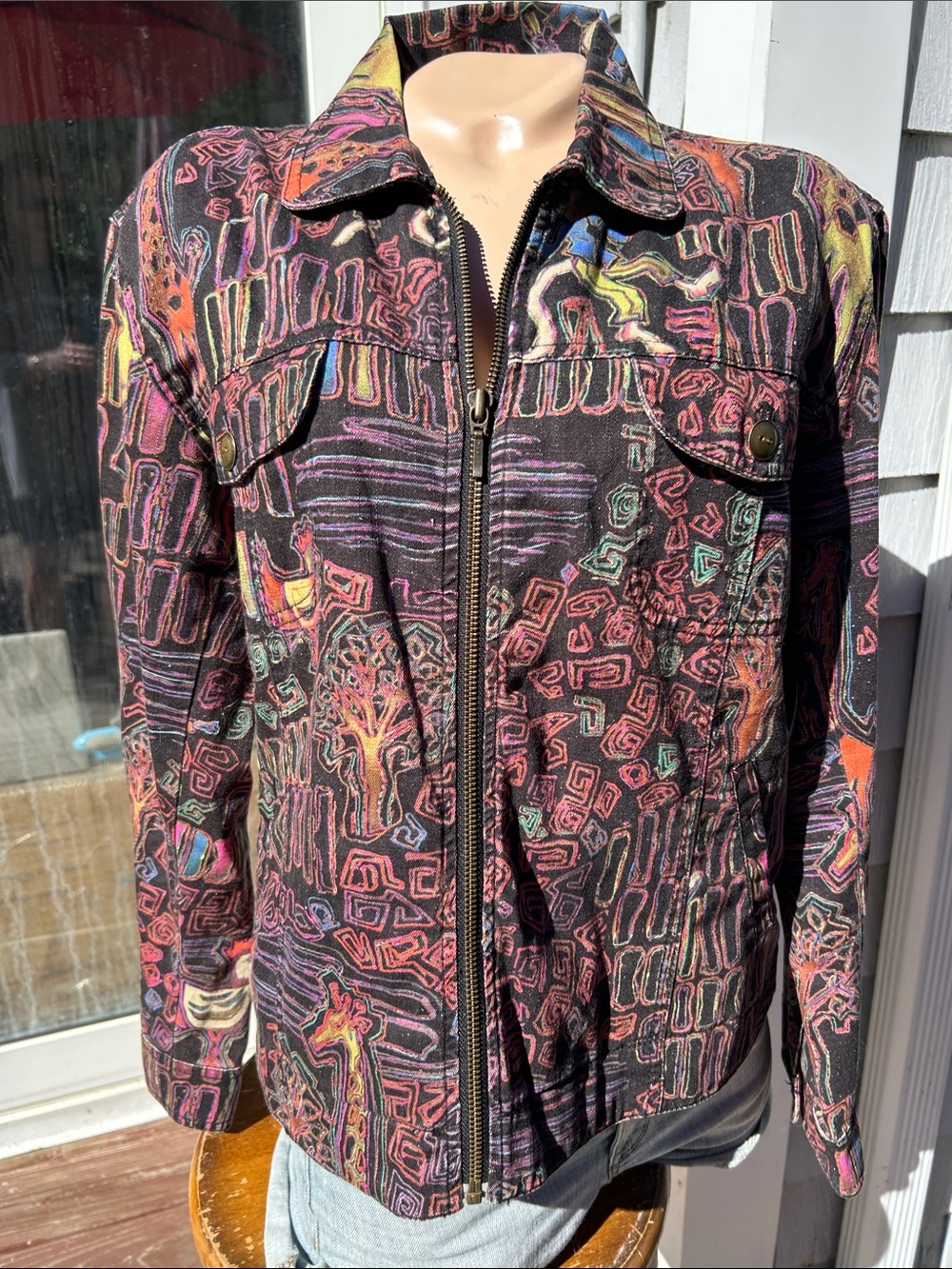 Chico's Black Multicolor Abstract Zip Jacket- folk art- chalk art detail-